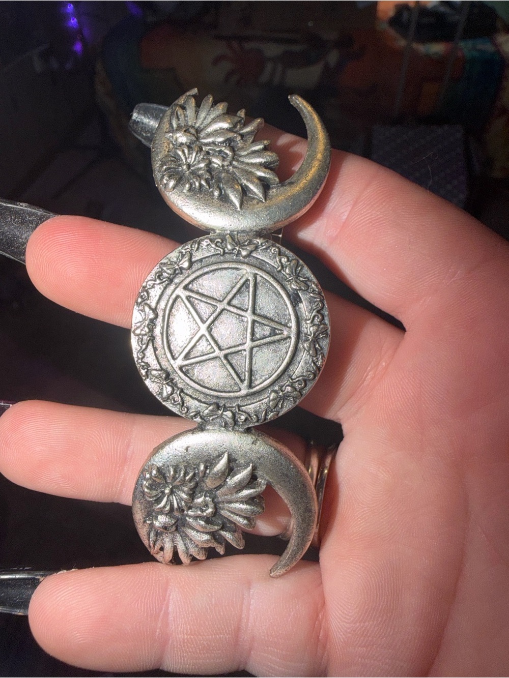 Silver-Tone Triple Moon Pentagram Statement hair clip not real silver